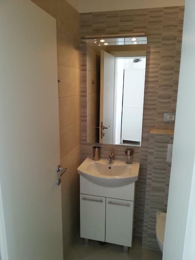 Studio Apartment Luce 2 Marina Exterior photo