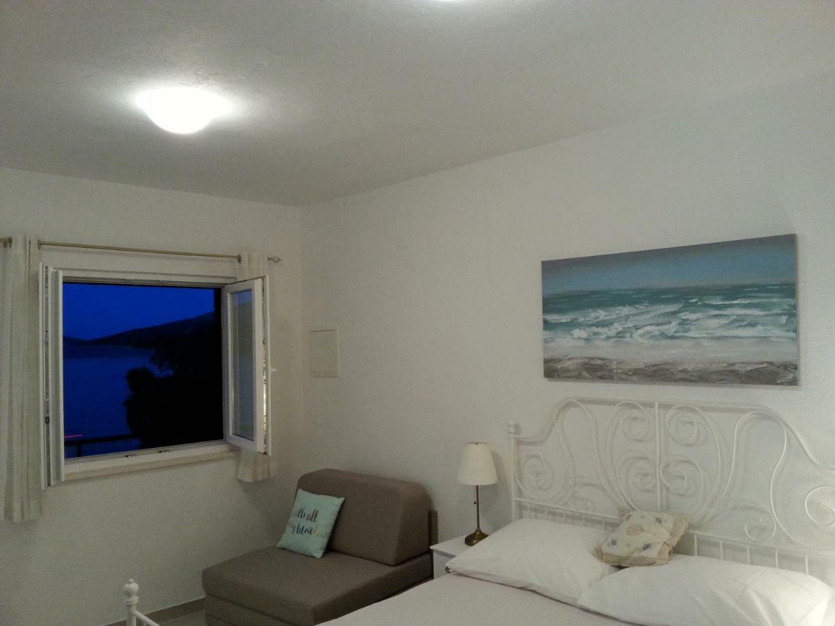 Studio Apartment Luce 2 Marina Exterior photo