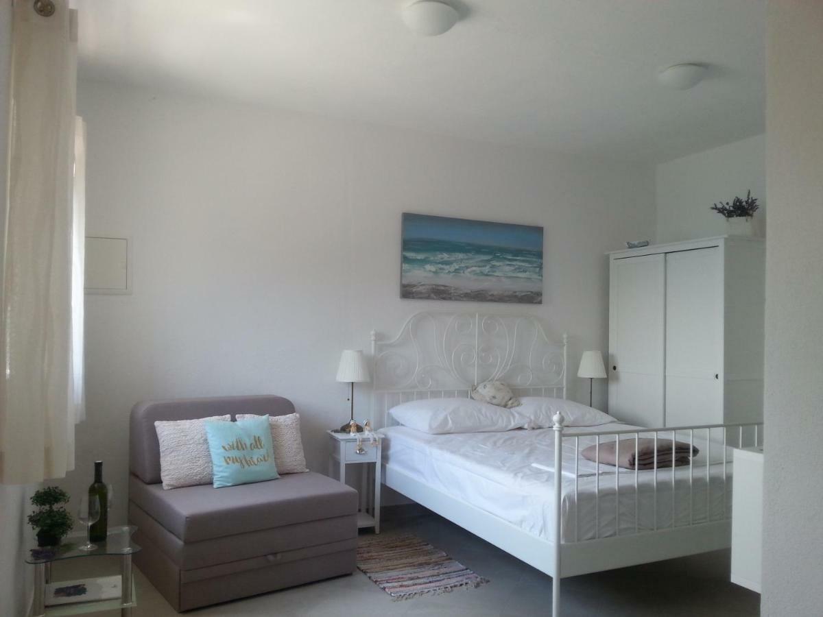Studio Apartment Luce 2 Marina Exterior photo